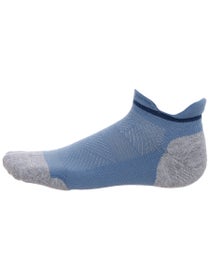 Feetures Elite Max Cushion No-Show Tab Socks