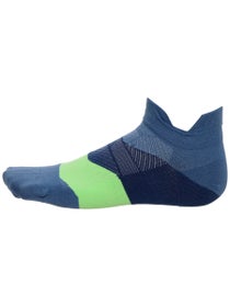 Feetures Elite Ultra Light Cushion No-Show Tab Socks