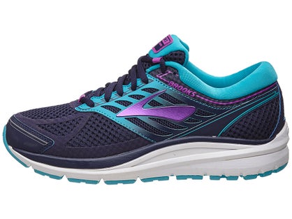 brooks shoes non slip