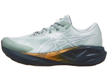 ASICS Novablast 5 TR \Mens Shoes\Nature Bathing/Lichen