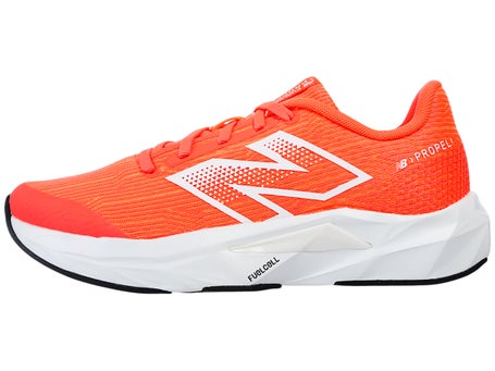 New Balance Propel v5\Kids Shoes\Urgent Red