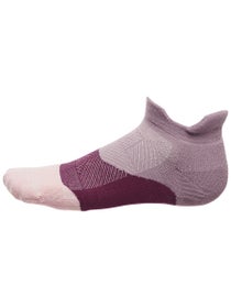 Feetures Elite Max Cushion No Show Tab Socks Lilac